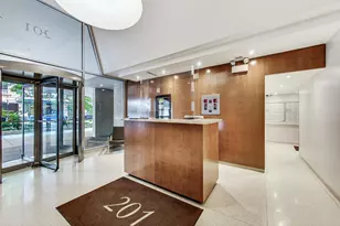 201 E Chestnut St, Chicago, IL 60611 - Photo 19
