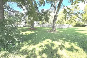 307 Mills Rd, Joliet, IL 60433 - Photo 43