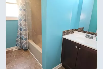 305 North Avenue, Antioch, IL 60002 - Photo 9