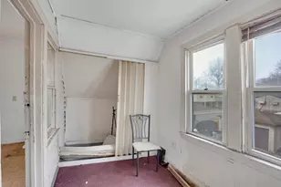 9352 S Woodlawn Ave, Chicago, IL 60619 - Photo 9