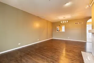 2838 N Greenwood Ave, Arlington Heights, IL 60004 - Photo 9
