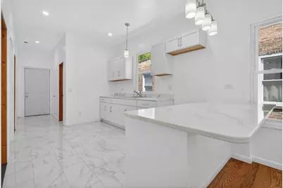 848 N Latrobe Avenue, Chicago, IL 60651 - Photo 19