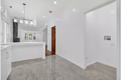 848 N Latrobe Avenue, Chicago, IL 60651 - Photo 51