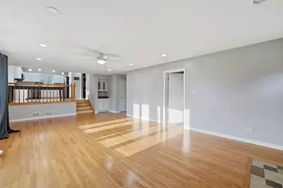 8920 Emerald Court, Hickory Hills, IL 60457 - Photo 15