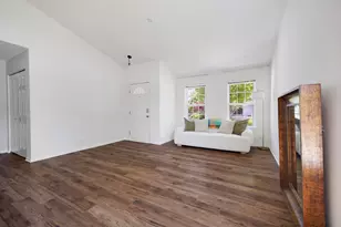 1253 Water Stone Cir, Wauconda, IL 60084 - Photo 3