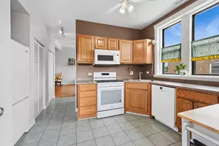 2712 W Leland Ave, Chicago, IL 60625 - Photo 9