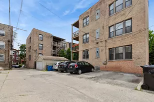 2712 W Leland Ave, Chicago, IL 60625 - Photo 15
