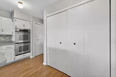 53 W Leslie Lane, Villa Park, IL 60181 - Photo 11