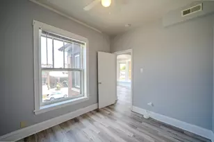 7916 S Throop St, Chicago, IL 60620 - Photo 9