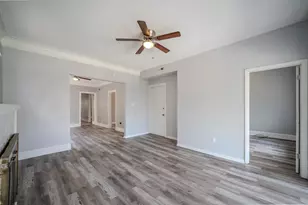 7916 S Throop St, Chicago, IL 60620 - Photo 5