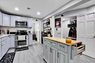 8537 W Winona St, Chicago, IL 60656 - Photo 27
