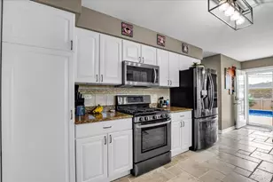 8537 W Winona St, Chicago, IL 60656 - Photo 15