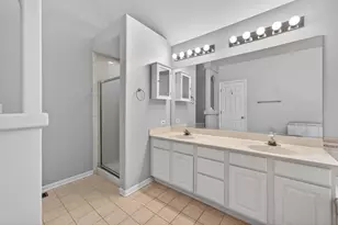 1051 W Sutton Ct, Palatine, IL 60067 - Photo 27