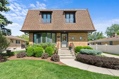 353 S Princeton Avenue, Itasca, IL 60143 - Photo 1