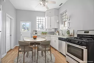 1935 N Damen Ave, Chicago, IL 60647 - Photo 9