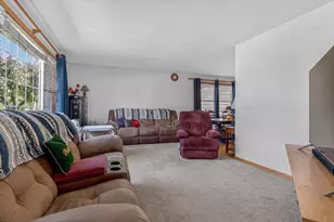 3013 Sandy Ridge Dr, Steger, IL 60475 - Photo 5