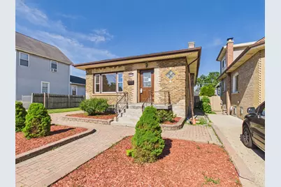2716 N 75th Court, Elmwood Park, IL 60707 - Photo 3