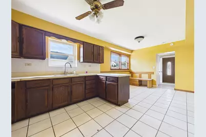 2716 N 75th Court, Elmwood Park, IL 60707 - Photo 9