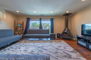 729 Limerick Ln, Schaumburg, IL 60193 - Photo 3