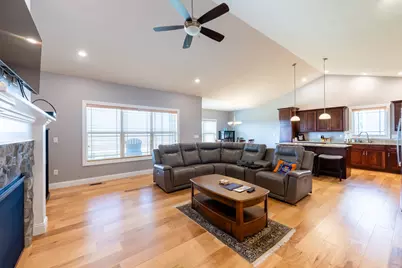 910 Declaration Drive, Savoy, IL 61874 - Photo 3