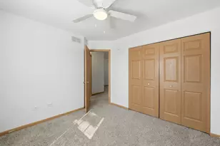1357 W Alder Creek Dr, Romeoville, IL 60446 - Photo 23