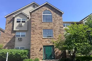 330 Cunat Blvd, Richmond, IL 60071 - Photo 1