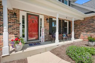 39W016 W Hilltop Dr, Saint Charles, IL 60175 - Photo 3