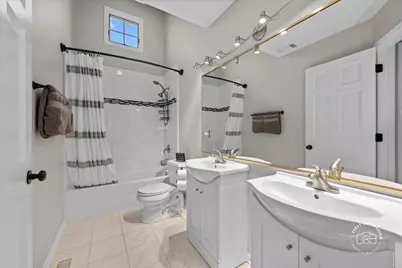 39W016 W Hilltop Drive, Saint Charles, IL 60175 - Photo 23