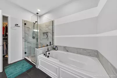 [Address not provided], Algonquin, IL 60102 - Photo 19