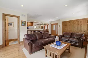 708 S Vine Ave, Park Ridge, IL 60068 - Photo 15