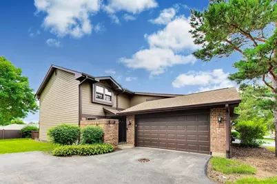 101 Indian Trail, Westmont, IL 60559 - Photo 1