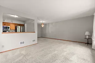 18059 Florida Ct, Orland Park, IL 60467 - Photo 5