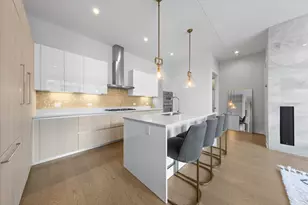 6 N Bishop St, Chicago, IL 60607 - Photo 9