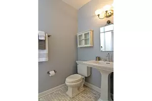 1326 W Huron St, Chicago, IL 60642 - Photo 13