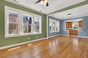 4308 W Waveland Ave, Chicago, IL 60641 - Photo 7