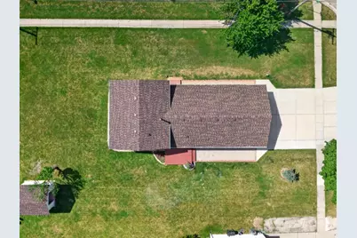 909 Northfield Avenue, Harvard, IL 60033 - Photo 21