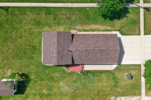 909 Northfield Ave, Harvard, IL 60033 - Photo 21