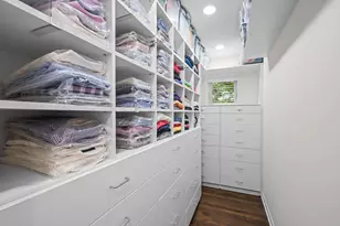 518 S See-Gwun Ave, Mount Prospect, IL 60056 - Photo 21