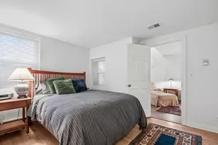 23 E Goethe St, Chicago, IL 60610 - Photo 17
