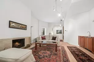 23 E Goethe St, Chicago, IL 60610 - Photo 3