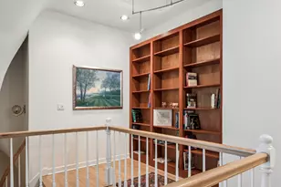 23 E Goethe St, Chicago, IL 60610 - Photo 7