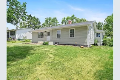 7665 Sprucewood Avenue, Woodridge, IL 60517 - Photo 3