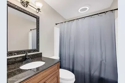 7665 Sprucewood Avenue, Woodridge, IL 60517 - Photo 17