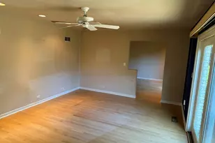 3862 Grace Ln, Glenview, IL 60025 - Photo 9