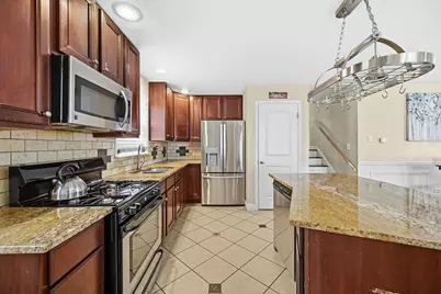2605 W 83rd Place, Chicago, IL 60652 - Photo 3