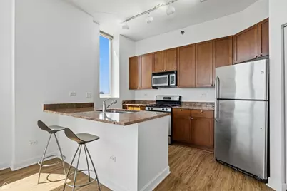 1600 S Indiana Avenue #1401, Chicago, IL 60616 - Photo 5