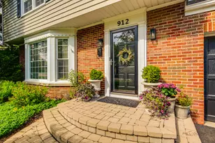912 Oxford Rd, Deerfield, IL 60015 - Photo 3