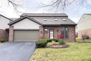 7S362 Marion Way, Naperville, IL 60540 - Photo 1