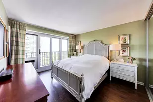 1960 N Lincoln Park W, Chicago, IL 60614 - Photo 11