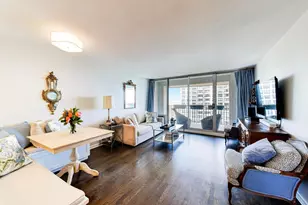 1960 N Lincoln Park W, Chicago, IL 60614 - Photo 3